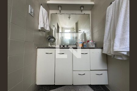 Apartamento à venda com 360m², 4 quartos e 2 vagasBanheiro 1