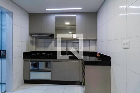 Apartamento à venda com 95m², 3 quartos e 2 vagasCozinha