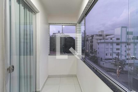 Apartamento à venda com 95m², 3 quartos e 2 vagasVaranda do quarto 2
