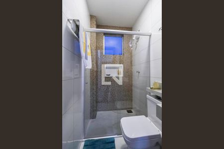 Apartamento à venda com 95m², 3 quartos e 2 vagasBanheiro social