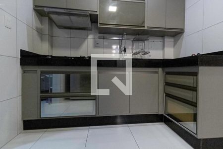 Apartamento à venda com 95m², 3 quartos e 2 vagasCozinha