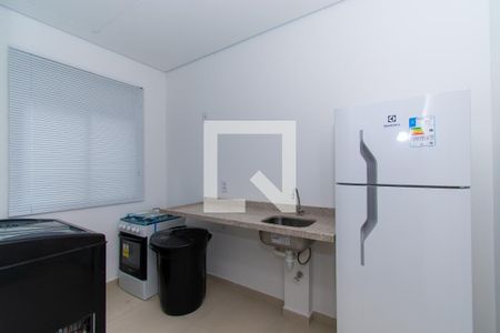 Apartamento à venda com 34m², 2 quartos e sem vagaÁrea comum - Salão de festas
