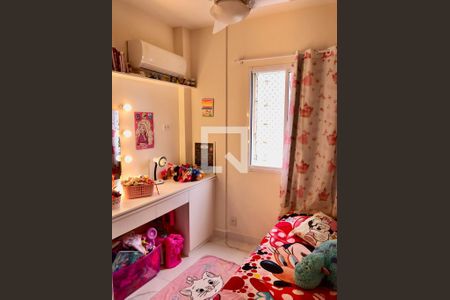 Quarto 1 de apartamento para alugar com 3 quartos, 59m² em Del Castilho, Rio de Janeiro