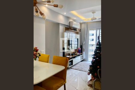 Sala de apartamento para alugar com 3 quartos, 59m² em Del Castilho, Rio de Janeiro