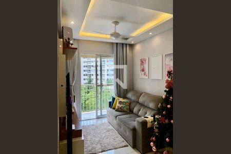 Sala de apartamento para alugar com 3 quartos, 59m² em Del Castilho, Rio de Janeiro