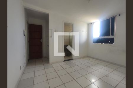 Sala/Quarto de apartamento para alugar com 1 quarto, 39m² em Nordeste de Amaralina, Salvador