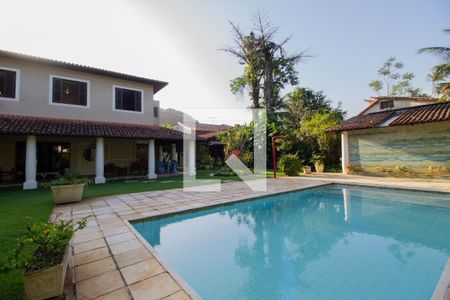 Casa à venda com 550m², 4 quartos e 5 vagasPiscina