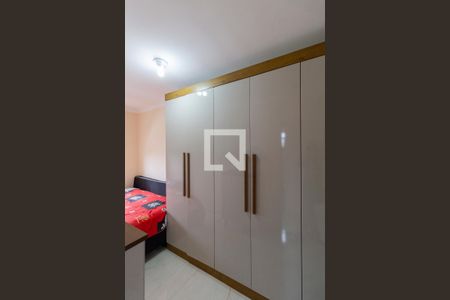 Quarto 1 de apartamento para alugar com 2 quartos, 45m² em Vila Aricanduva, São Paulo