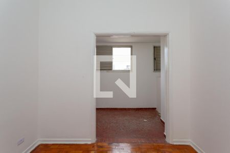 Quarto e Lavanderia de apartamento para alugar com 1 quarto, 34m² em Liberdade, São Paulo