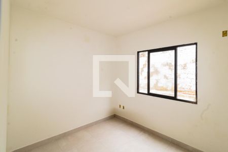 Quarto  1 de casa à venda com 2 quartos, 50m² em Olaria, Canoas
