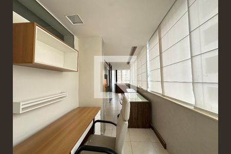 Apartamento à venda com 350m², 4 quartos e 4 vagas Apartamento à venda com 350m², 4 quartos e 4 vagasCozinha