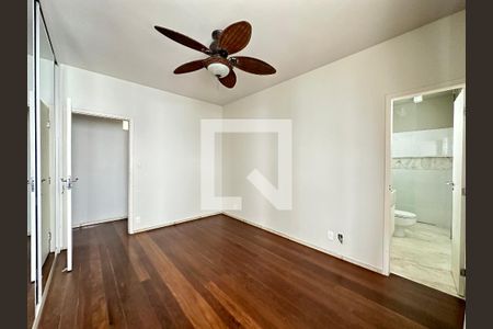 Apartamento à venda com 350m², 4 quartos e 4 vagas Apartamento à venda com 350m², 4 quartos e 4 vagasQuarto 2