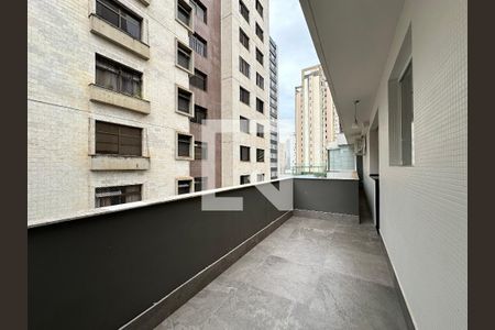 Apartamento à venda com 350m², 4 quartos e 4 vagas Apartamento à venda com 350m², 4 quartos e 4 vagasÁrea comum
