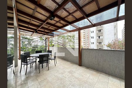 Apartamento à venda com 350m², 4 quartos e 4 vagas Apartamento à venda com 350m², 4 quartos e 4 vagasÁrea comum