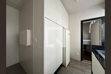 Apartamento à venda com 350m², 4 quartos e 4 vagas Apartamento à venda com 350m², 4 quartos e 4 vagasÁrea comum