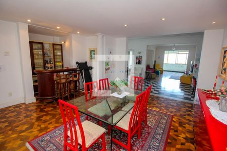 Apartamento à venda com 290m², 4 quartos e 1 vagaSala de Jantar