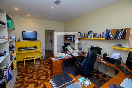 Apartamento à venda com 290m², 4 quartos e 1 vagaQuarto 1