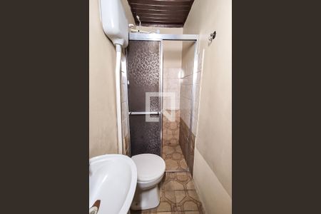 Banheiro de casa à venda com 1 quarto, 75m² em Rondônia, Novo Hamburgo