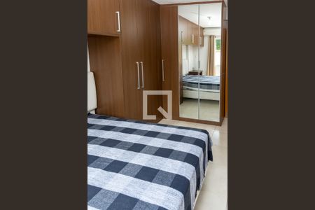 Apartamento à venda com 50m², 2 quartos e 1 vaga Apartamento à venda com 50m², 2 quartos e 1 vagaQaurto 1 - Armários