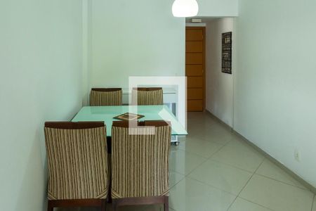 Apartamento à venda com 50m², 2 quartos e 1 vaga Apartamento à venda com 50m², 2 quartos e 1 vagaSala Estar / Jantar
