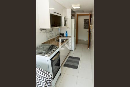 Apartamento à venda com 50m², 2 quartos e 1 vaga Apartamento à venda com 50m², 2 quartos e 1 vagaCozinha - Armários