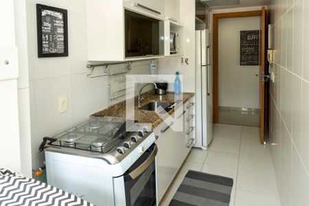 Apartamento à venda com 50m², 2 quartos e 1 vaga Apartamento à venda com 50m², 2 quartos e 1 vagaCozinha - Armários