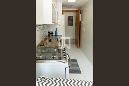 Apartamento à venda com 50m², 2 quartos e 1 vaga Apartamento à venda com 50m², 2 quartos e 1 vagaCozinha - Armários