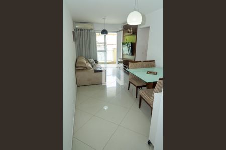 Sala Estar / Jantar de apartamento à venda com 2 quartos, 50m² em Pechincha, Rio de Janeiro
