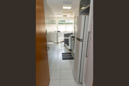 Apartamento à venda com 50m², 2 quartos e 1 vaga Apartamento à venda com 50m², 2 quartos e 1 vagaCozinha - Armários