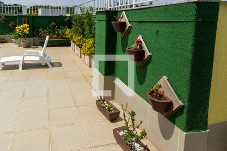 Apartamento à venda com 50m², 2 quartos e 1 vaga Apartamento à venda com 50m², 2 quartos e 1 vagaÁrea de Comum - Piscina