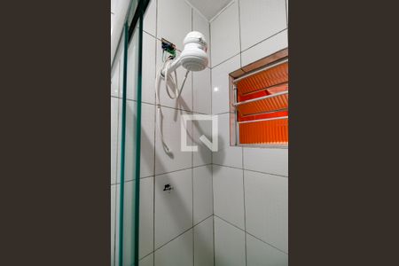 Banheiro de casa para alugar com 1 quarto, 50m² em Jardim Pazini, Taboão da Serra