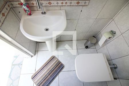 Casa à venda com 261m², 4 quartos e 2 vagasBanheiro de serviço