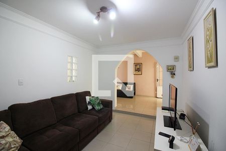 Casa à venda com 261m², 4 quartos e 2 vagasSala Casa 2 