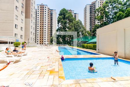 Apartamento para alugar com 57m², 2 quartos e 2 vagas Apartamento para alugar com 57m², 2 quartos e 2 vagasÁrea comum - Piscina