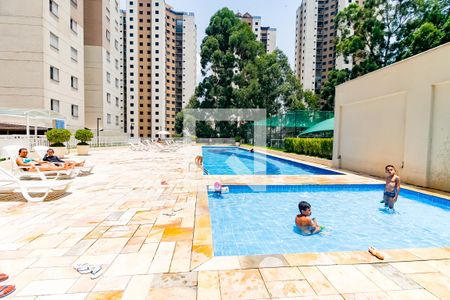 Apartamento para alugar com 57m², 2 quartos e 2 vagas Apartamento para alugar com 57m², 2 quartos e 2 vagasÁrea comum - Piscina