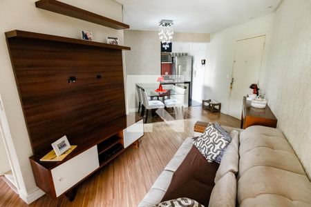 Sala de apartamento para alugar com 2 quartos, 57m² em Jardim Henriqueta, Taboão da Serra