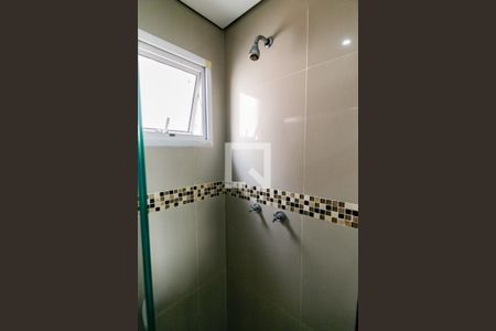 Apartamento para alugar com 57m², 2 quartos e 2 vagas Apartamento para alugar com 57m², 2 quartos e 2 vagasBanheiro da Suíte - chuveiro