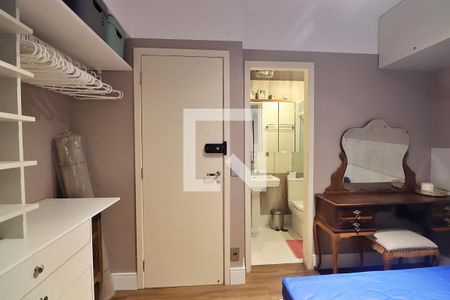 Suíte - Quarto 1 de apartamento para alugar com 3 quartos, 80m² em Campestre, Santo André