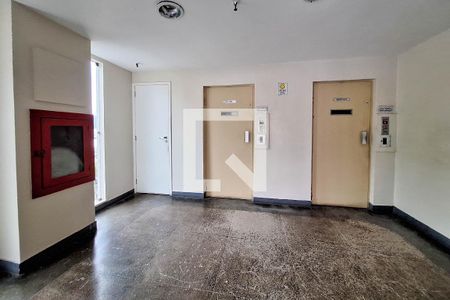 Apartamento à venda com 42m², 1 quarto e 1 vagaÁrea comum