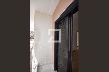 Sacada de casa à venda com 3 quartos, 110m² em Parque Vitoria, São Paulo