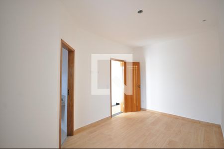 Suíte 1 de casa à venda com 3 quartos, 110m² em Parque Vitoria, São Paulo