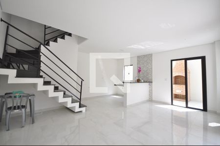 Sala de casa à venda com 3 quartos, 110m² em Parque Vitoria, São Paulo