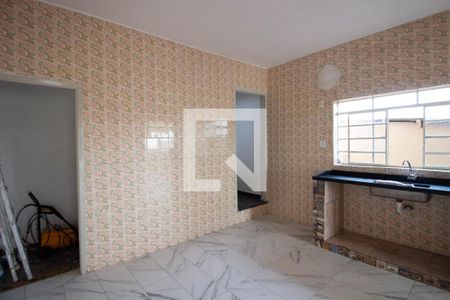 Casa à venda com 410m², 5 quartos e sem vaga Casa à venda com 410m², 5 quartos e sem vagaCozinha