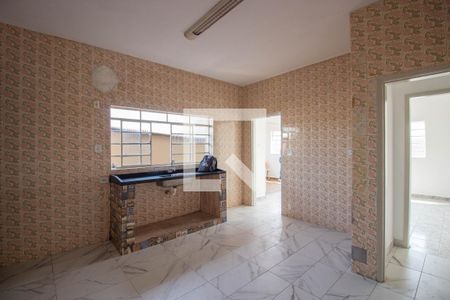 Casa à venda com 410m², 5 quartos e sem vaga Casa à venda com 410m², 5 quartos e sem vagaCozinha