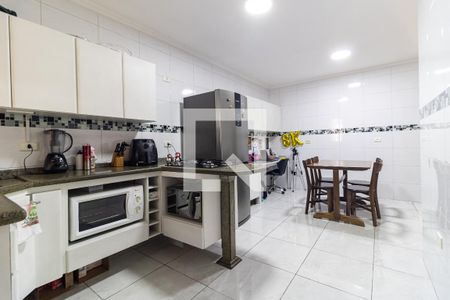 Casa à venda com 252m², 3 quartos e 3 vagasCozinha