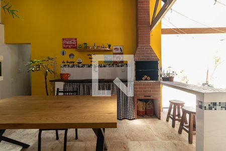 Casa à venda com 252m², 3 quartos e 3 vagasÁrea Gourmet 