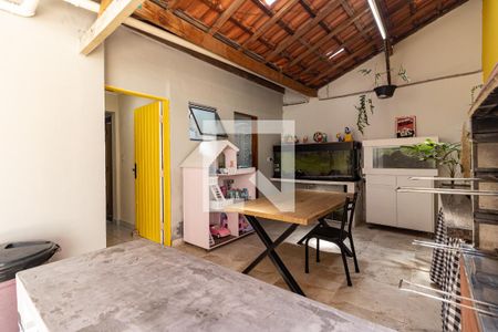 Casa à venda com 252m², 3 quartos e 3 vagasÁrea Gourmet 