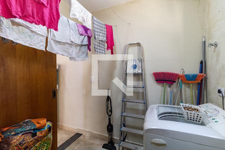 Casa à venda com 252m², 3 quartos e 3 vagasLavanderia