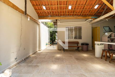 Casa à venda com 252m², 3 quartos e 3 vagasQuintal Coberto 