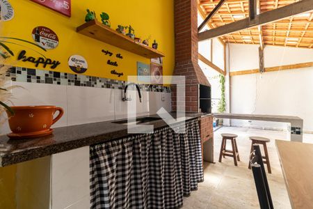 Casa à venda com 252m², 3 quartos e 3 vagasÁrea Gourmet 
